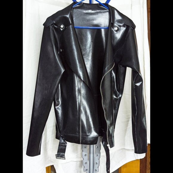 WOW Black LATEX L/S Moto Jacket with Belt, Chest 40, worn once - Picture 3 of 7